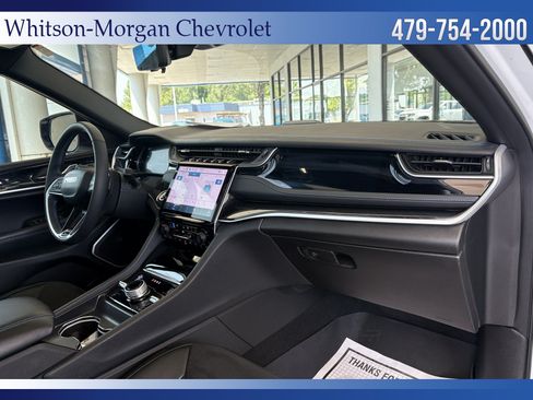 Used 2024 Jeep Grand Cherokee Trailhawk w/ Advanced Protech Group II AWD/4WD image 13
