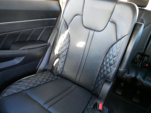 Certified 2022 Kia Sorento SX Prestige image 12