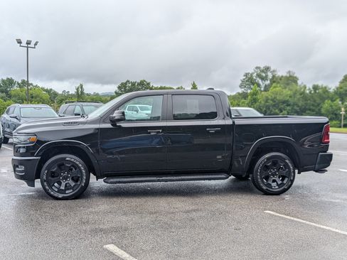 Used 2025 RAM 1500 Big Horn AWD/4WD image 6