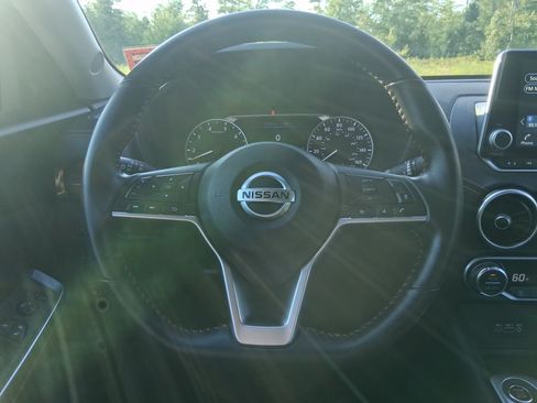 Certified 2023 Nissan Sentra SR w/ Midnight Edition Package FWD image 21