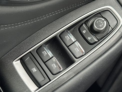 Certified 2025 Subaru Outback Limited image 22