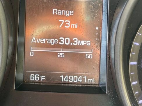 Used 2017 Hyundai Santa Fe SE w/ Cargo Package image 16