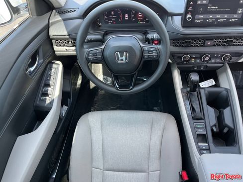 Used 2026 Honda Accord LX image 16