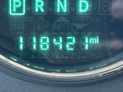 Used 2018 Jeep Wrangler Unlimited Sahara w/ Connectivity Group image 30