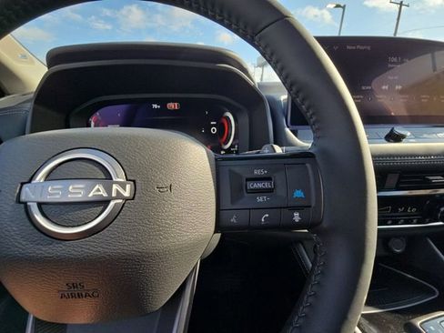 New 2026 Nissan Rogue Platinum AWD/4WD image 12