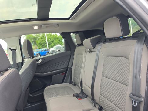 Used 2021 Ford Escape SE w/ SE Sport Appearance Package AWD/4WD image 12
