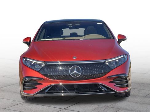 Used 2023 Mercedes-Benz EQS 580 580 image 4