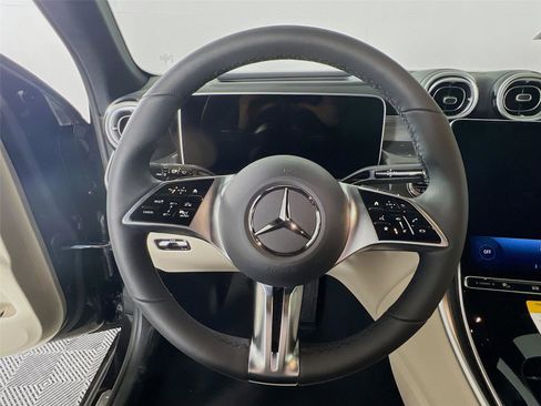 New 2026 Mercedes-Benz GLC 300 GLC 300 image 11