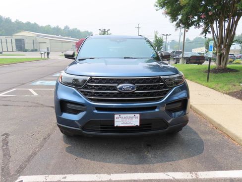 Used 2020 Ford Explorer XLT RWD image 12