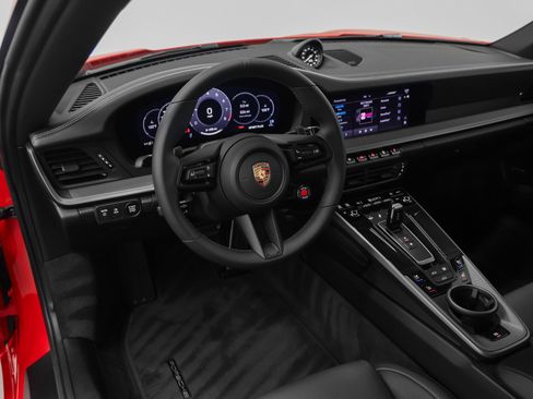 Used 2025 Porsche 911 Carrera image 37