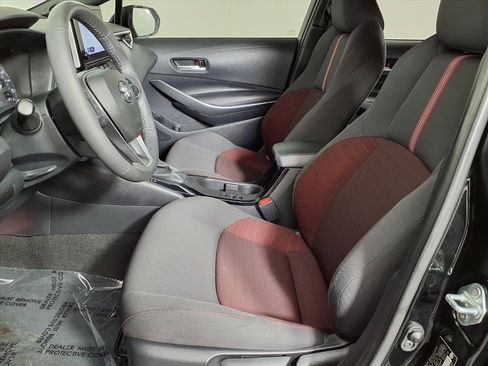 Used 2024 Toyota Corolla SE image 18