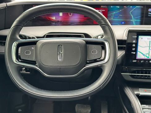 Used 2024 Lincoln Nautilus Reserve w/ Equipment Group 202A image 21