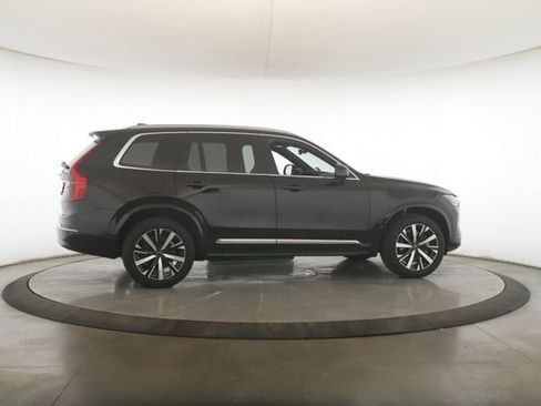 Used 2026 Volvo XC90 B5 Core image 6