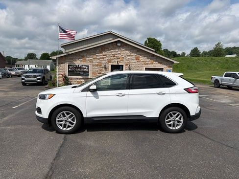 Used 2024 Ford Edge SEL w/ Convenience Package AWD/4WD image 2