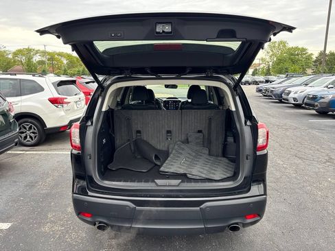 Certified 2023 Subaru Ascent Limited w/ Technology Package AWD/4WD image 8