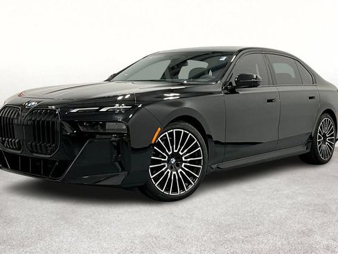 New 2025 BMW 760i xDrive AWD/4WD image 2