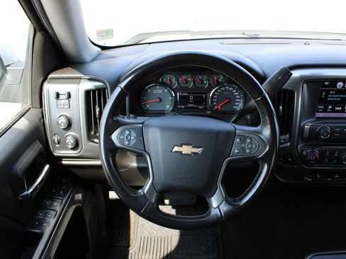 Used 2018 Chevrolet Silverado 1500 LT w/ All Star Edition AWD/4WD image 10