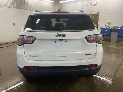 Used 2022 Jeep Compass Latitude w/ Sun and Sound Group image 6