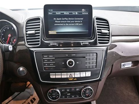 Used 2017 Mercedes-Benz GLS 450 4MATIC image 15