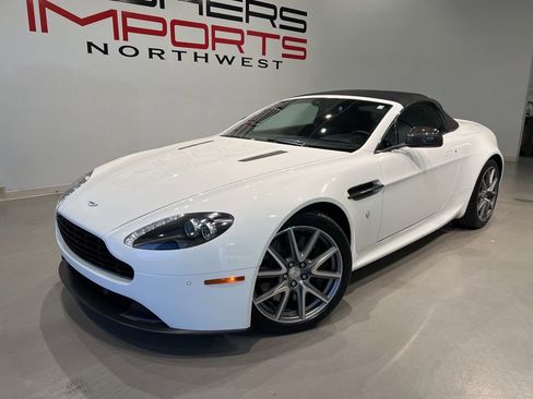 Used 2013 Aston Martin V8 Vantage Roadster image 19