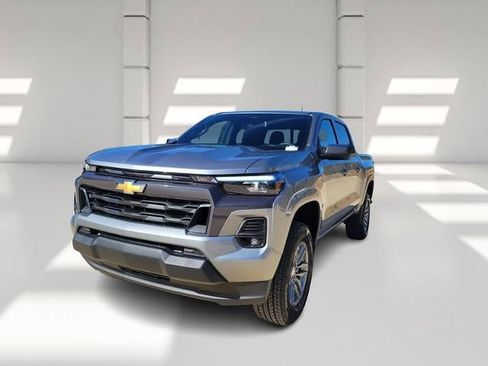 New 2025 Chevrolet Colorado LT w/ LT Convenience Package image 1