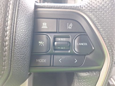 Used 2025 Toyota Tundra SR5 w/ SR5 Premium Package image 21