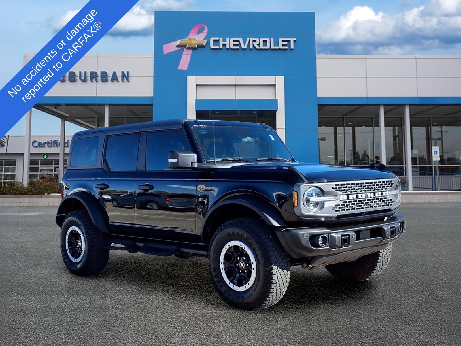 Used 2023 Ford Bronco Badlands w/ Sasquatch Package AWD/4WD image 3