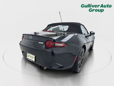 Used 2016 MAZDA MX-5 Miata Club RWD image 8