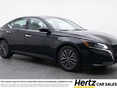 Used 2025 Nissan Altima 2.5 SV