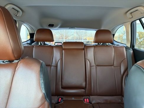 Used 2020 Subaru Outback Touring w/ Popular Package #2 image 23