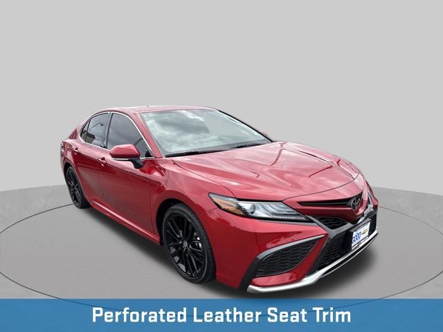 Used 2023 Toyota Camry XSE FWD image 8