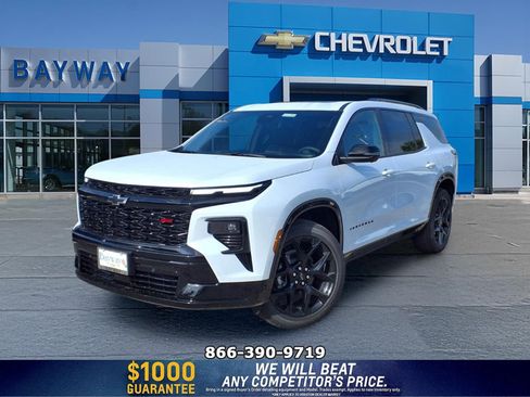 New 2026 Chevrolet Traverse RS w/ LPO, Floor Liner Package AWD/4WD image 1