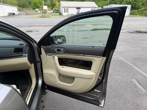 Used 2016 Lincoln MKS AWD w/ Equipment Group 101A image 15