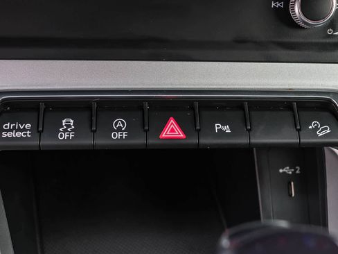 Used 2023 Audi Q3 2.0T Premium w/ 19" Wheel Package image 27