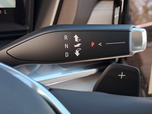 New 2026 GMC Terrain Denali w/ LPO, Black Badging Package image 32