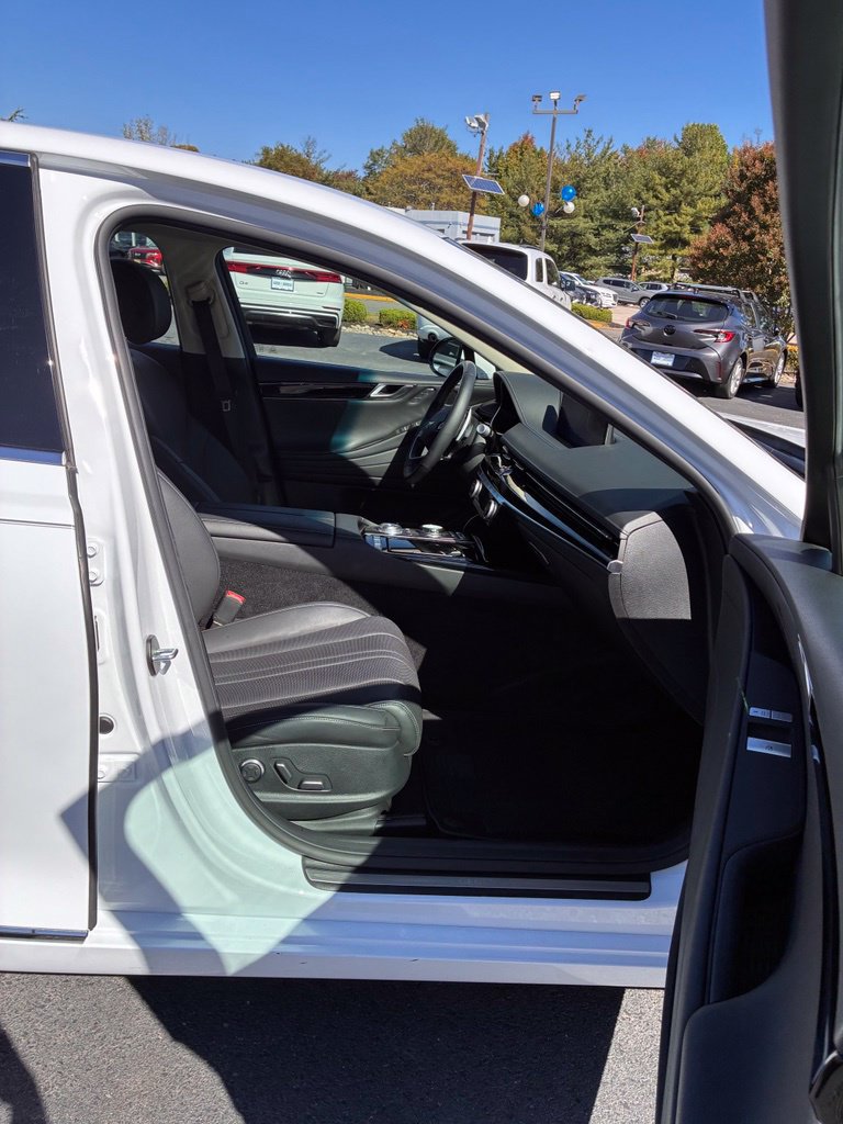 Used 2024 Genesis G80 2.5T AWD/4WD image 21