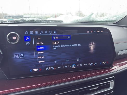 Used 2024 Chevrolet Traverse RS w/ LPO, Floor Liner Package image 19