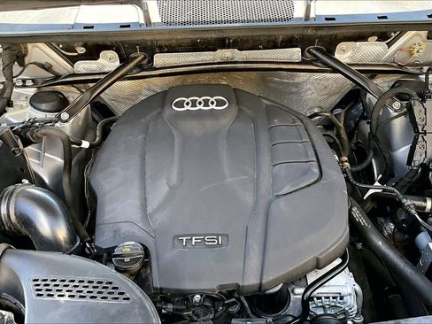 Used 2019 Audi Q5 2.0T Premium Plus AWD/4WD image 35