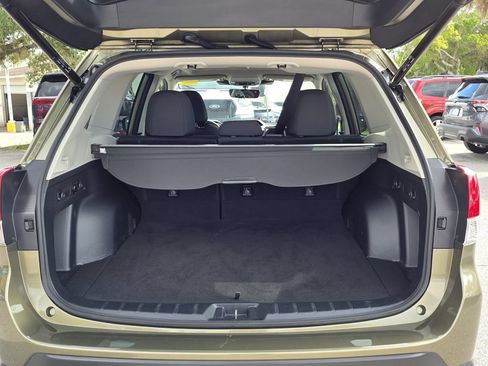 Certified 2023 Subaru Forester Premium AWD/4WD image 9