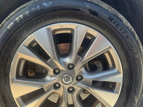 Used 2018 Nissan Murano SV AWD/4WD image 37