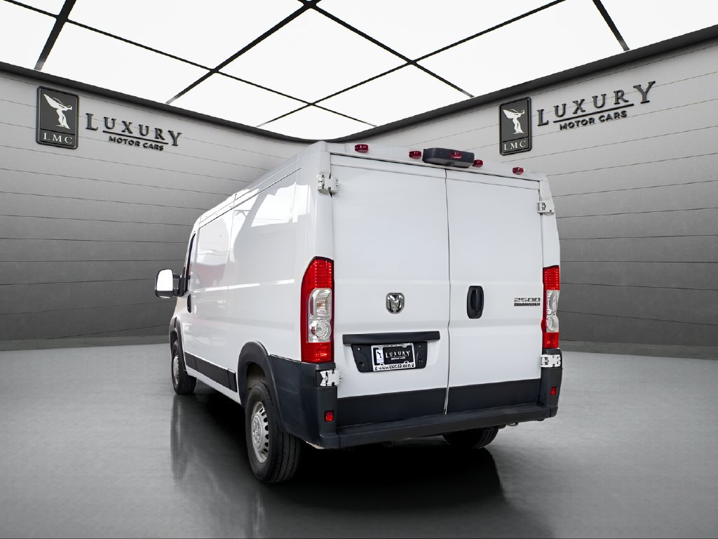 Used 2025 RAM ProMaster 2500 w/ Convenience Group FWD image 6