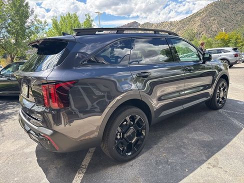 New 2026 Kia Sorento SX Prestige w/ Olive Brown Leather Package image 8