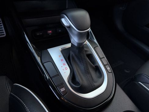 Used 2023 Kia Forte GT-Line FWD image 19