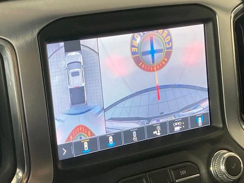 Used 2019 GMC Sierra 1500 SLT w/ SLT Premium Plus Package AWD/4WD image 5