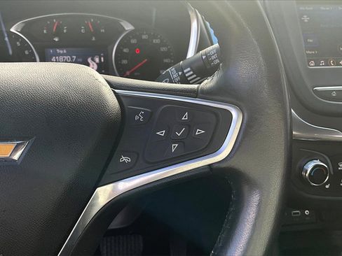 Used 2022 Chevrolet Equinox LT image 12