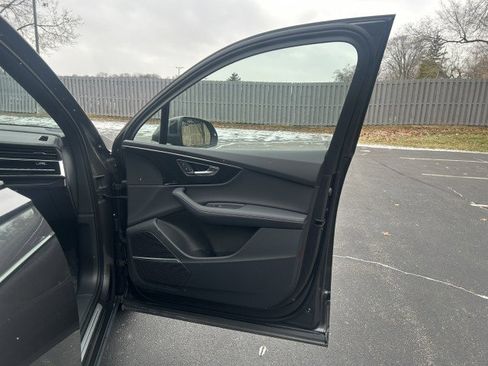 Certified 2025 Audi Q7 3.0T Premium Plus w/ Premium Plus Package image 31