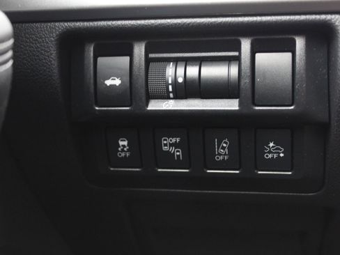 Used 2019 Subaru Legacy 2.5i Limited image 26