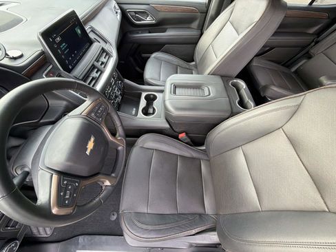 Certified 2023 Chevrolet Tahoe High Country w/ Premium Package image 3