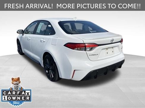 Used 2025 Toyota Corolla SE FWD image 6