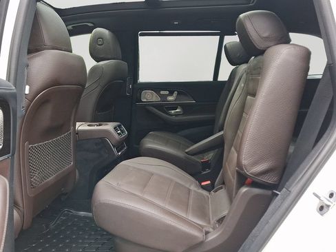 Used 2023 Mercedes-Benz GLS 450 4MATIC image 8